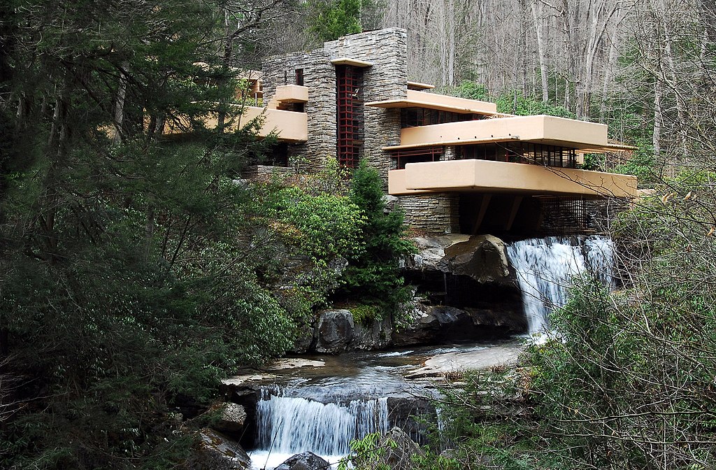 Fallingwater is a house designed by the architect Frank Lloyd Wright in 1935.
#ForeverSlate #MetalRoofing #LongIsland #Roofer