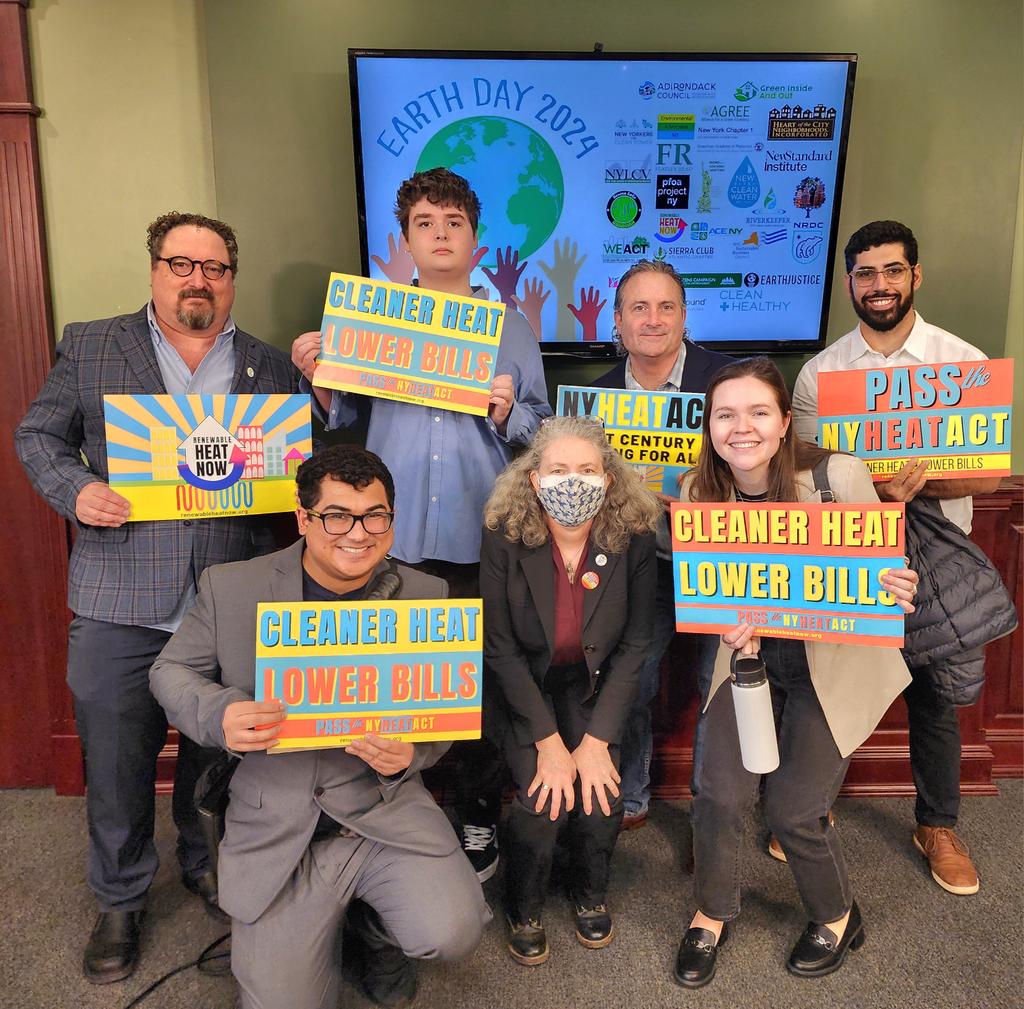 In Albany for #EarthDayAdvocacyDay & to pass #NYHEAT in the budget. Because you really don't want to fight for NY's climate law rate case by rate case, fossil fuel pipeline by pipeline, right? Pass it now!