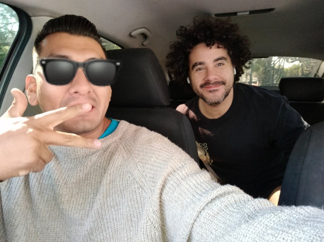 crissdc06's tweet photo. Saludos @klukis340 @corelis muy buena esta canción de  fantasma me gusta mucho la versatilidad de @reypila .Trabajo en aplicaciones y El otro día me toco llevar a el buen Diego Solorzano si pueden poner ninjas saludos #elcamino105 https://t.co/keOOK2yRIi
