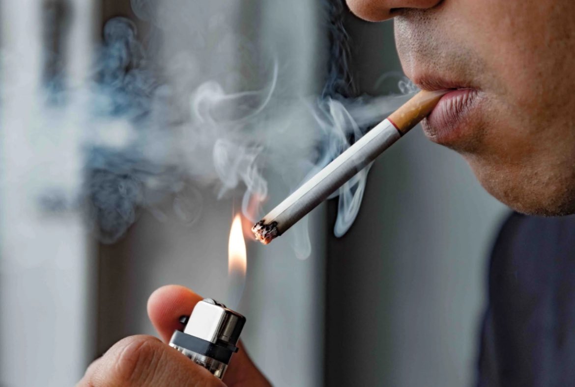 🚬 Rishi Sunak proposes a bill in Parliament today that would ban the sale of cigarettes to those born after 2009, what impact could this have?💨

Read more here👇
￼ shef-live.co.uk/index.php/2024…
<a href="/sheflive/">@sheflive</a>