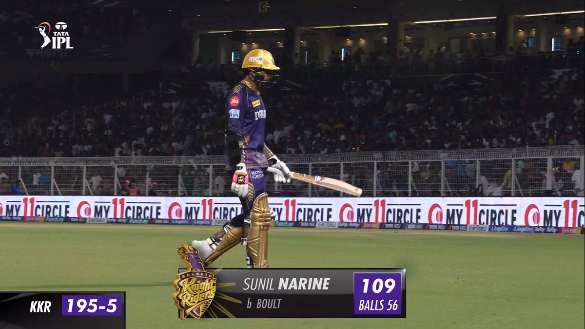 Eden Gardens gave a standing ovation to Sunil Narine.