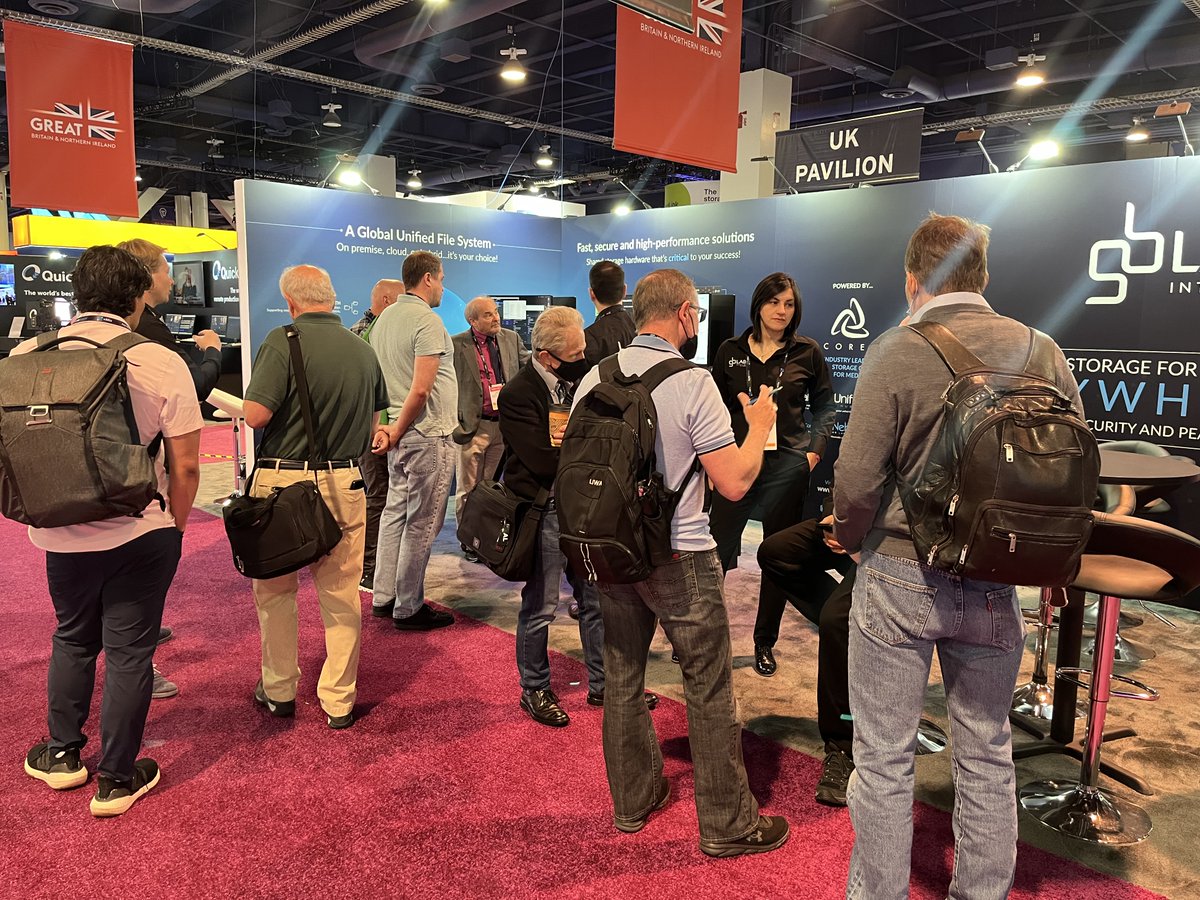 Another busy day spent on and off our stand @Nab show ! Spot the team wearing black @GB_Labs shirts Stand SL5090 #ukpavilion We'd love to see you 😊 #intelligentstorage #tradefair