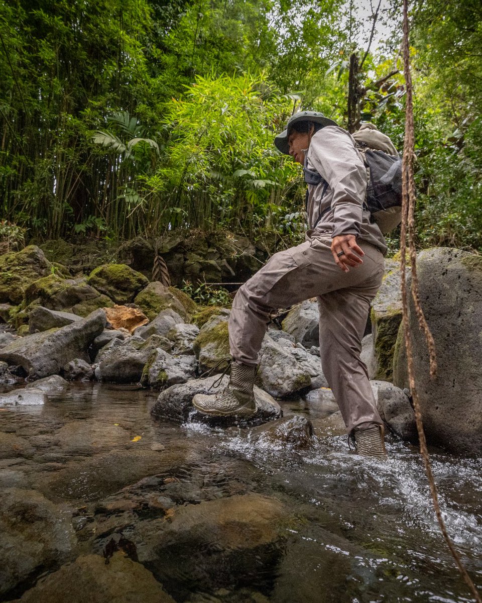 'The Jungle boot was born out of the fact that there isn't an existing boot that works in harmony with the rainforest…We've made it as simple as we can so that it does the job.' - Ben McNutt, survival expert & expedition leader bit.ly/3TOIdNc #Vivobarefoot #JungleESC