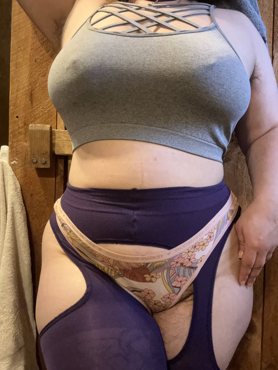 I need these mock garters in more colors