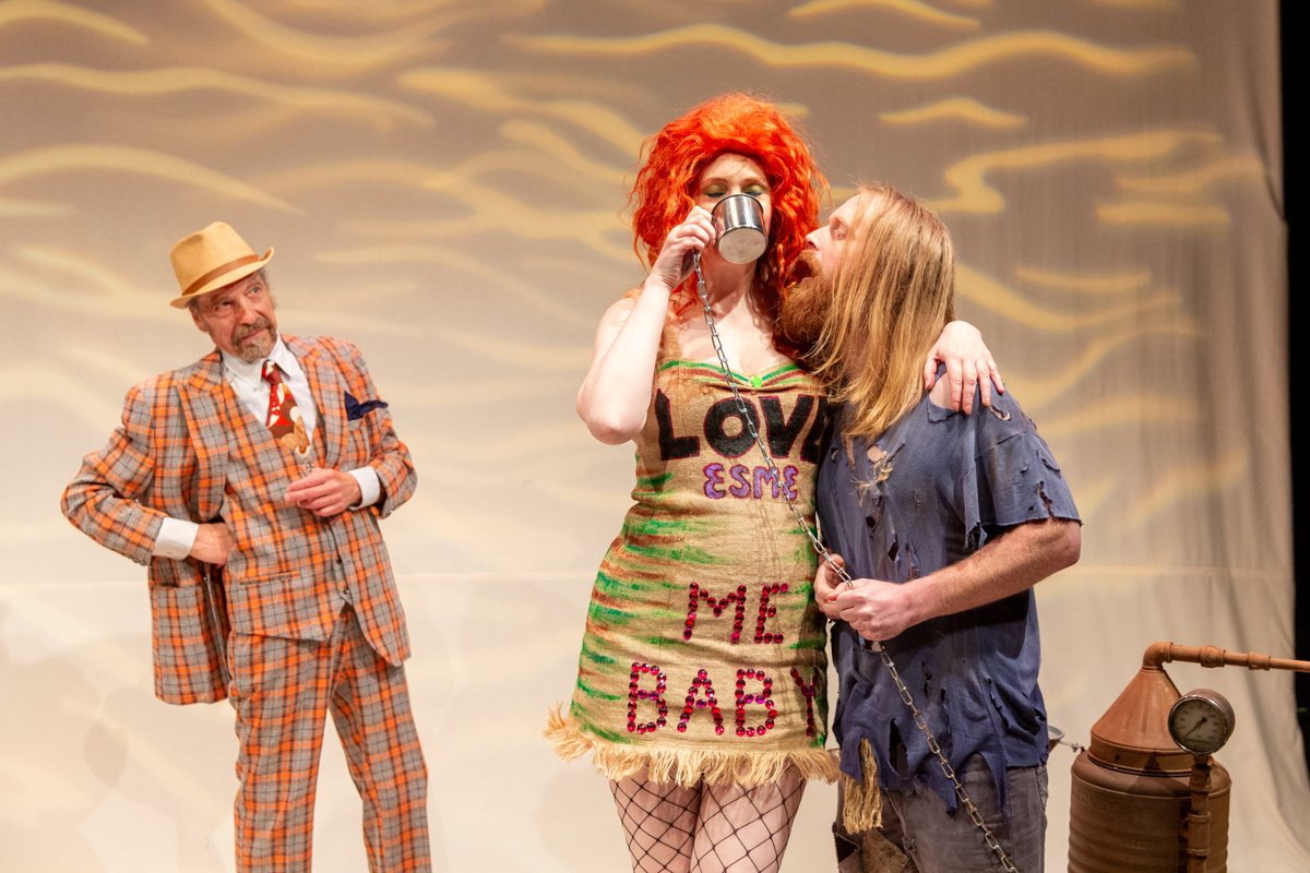 SCENATHEATRE's tweet photo. Could you survive if the economy & civilization collapsed? See how 4 misfits manipulate their way through it in The Last Drop now–May 12 @dcartscenter! Tickets: https://t.co/A5E5P5ykgG Press pics by @jyiphoto.
#climateaction #dcentertainment #dcplays #environment #dmvarts #dc https://t.co/PavKNaBKX2