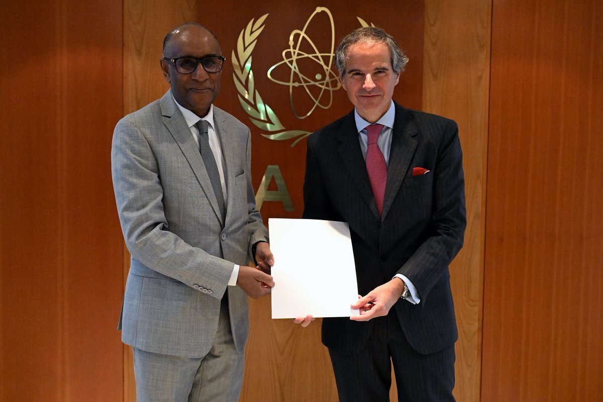 The @IAEAorg is committed to assisting #Mauritania in strengthening nuclear security and enhancing childhood nutrition through #Atoms4Food. We are also continuing our support in the fight against cancer under #RaysOfHope. Welcome to the Agency, 🇲🇷 Ambassador Boubacar Kane.