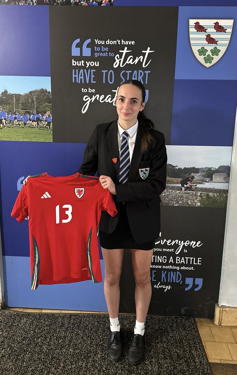 We are very proud of our 6th Form Student Imogen Scourfield who has just returned from a Wales U19s Football camp in Moldova. Imi was part of a squad that played three international matches during the ten day camp. Da iawn Imi #proudschool #bluewave 🔵⚪️⚽️🏴