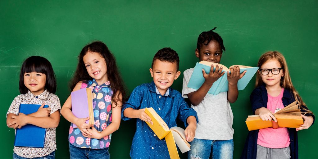 The Kiwanis Club of Willmar, Minnesota, U.S., is helping kids spread literacy. A Kiwanis Children's Fund microgrant will help members purchase supplies to make bookmarks for preschoolers. Read about this and other microgrant projects: bit.ly/3PVDMPz #KidsNeedKiwanis