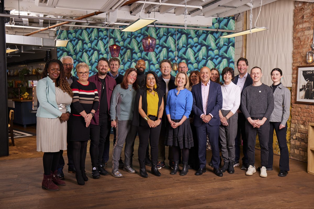 sfmtweet's tweet photo. 🏆 Wow! @jamieoliver��received 1,500+ submissions for the #GoodSchoolFoodAwards2024 to celebrate our amazing #SchoolFood and #FoodEducation heroes nationwide!

An expert panel - chaired by our very own CE Stephanie Slater - will be shortlisting very soon. Good luck 🤞 https://t.co/PxU1tY53Sc