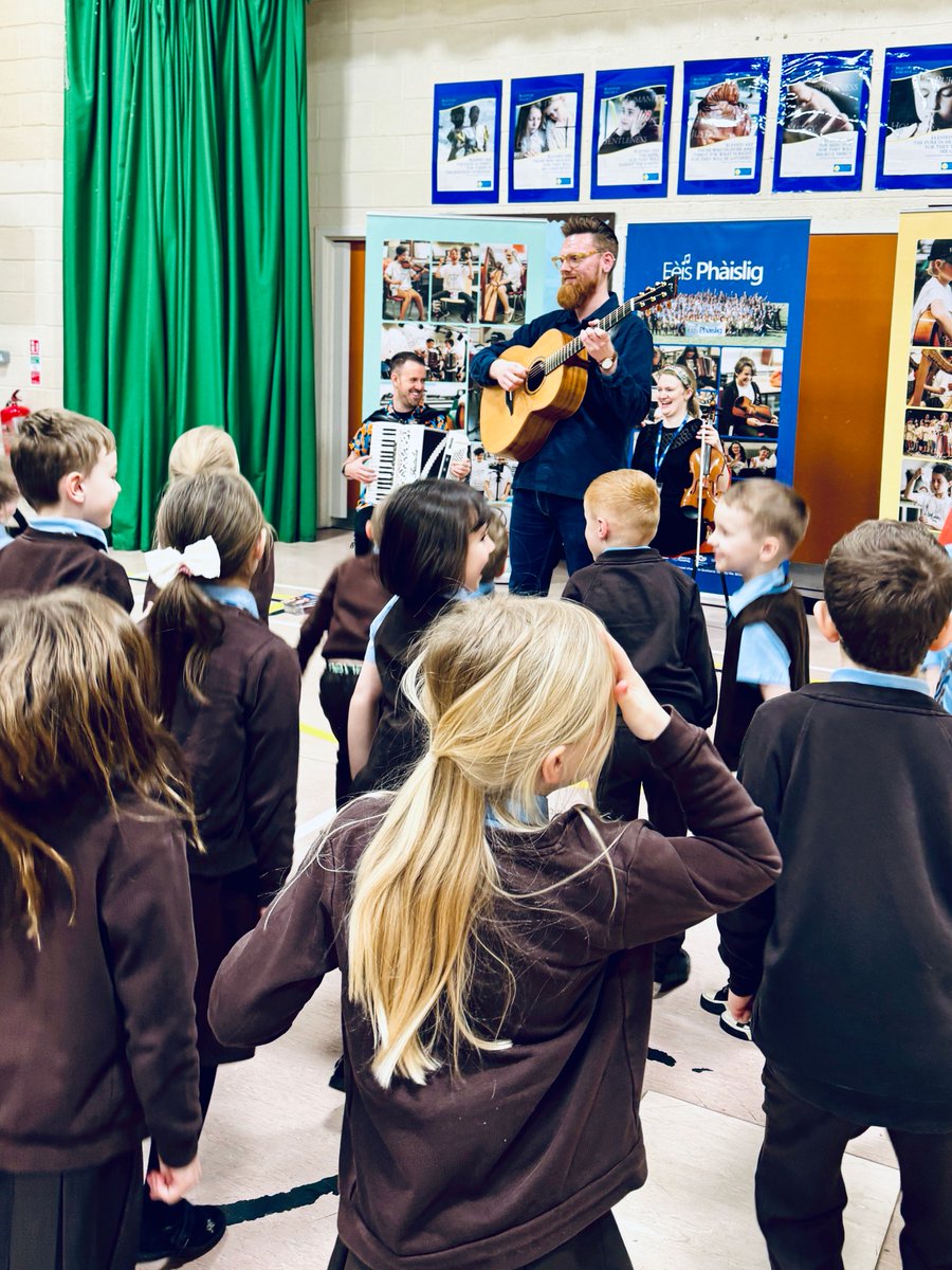 @StAnnesPSE @Maryrussellpri @WBurghPrimary Pupils were able to find out all about the different instruments as well as some different traditional tune types #haggisandsausages Applications for our annual Fèis Week this July are currently open. Find out more and sign-up here: buff.ly/40oOVLO #StramashForSchools