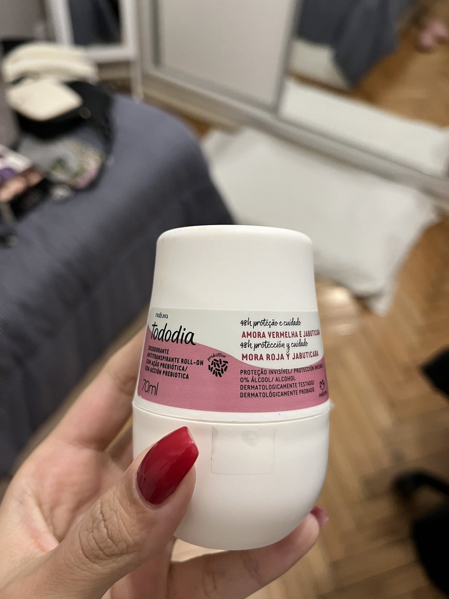 lusuaarezz's tweet image. ayer salí las 8 am de mi casa con lluvia y humedad y un calor de cagarse fui al laburo salí me fui al médico llegué a mi casa me fui al gimnasio chivé como testigo falso volví a mi casa y SEGUÍA CON OLOR RICO EN LA AXILA