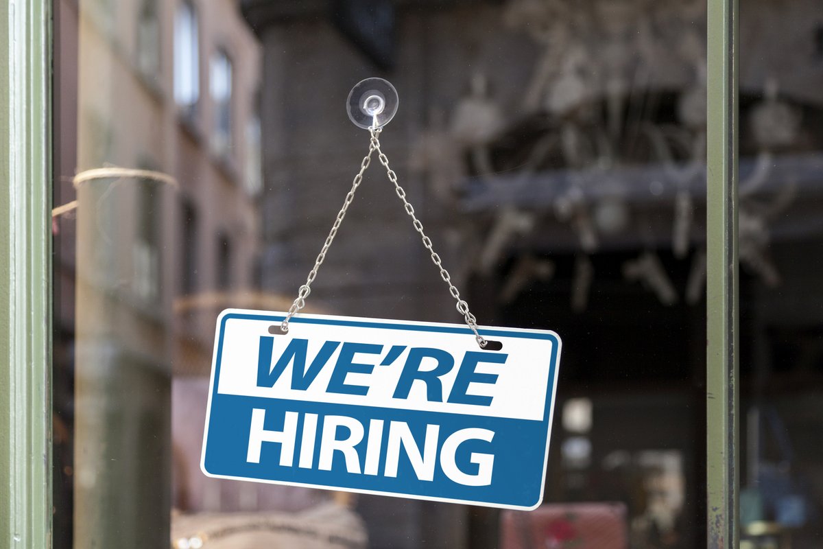 HPRU_EBS's tweet photo. 📢JOB ALERT📢@bristoluni's Med School. We are looking for a Study Coordinator to join us @HPRU_BSE! The successful applicant will take on a key role in the set up &amp; success of the Emergency Department Opt Out Blood Born Virus Testing study. 
More➡️https://t.co/G0WjcNawap https://t.co/cKzKJlPFsu