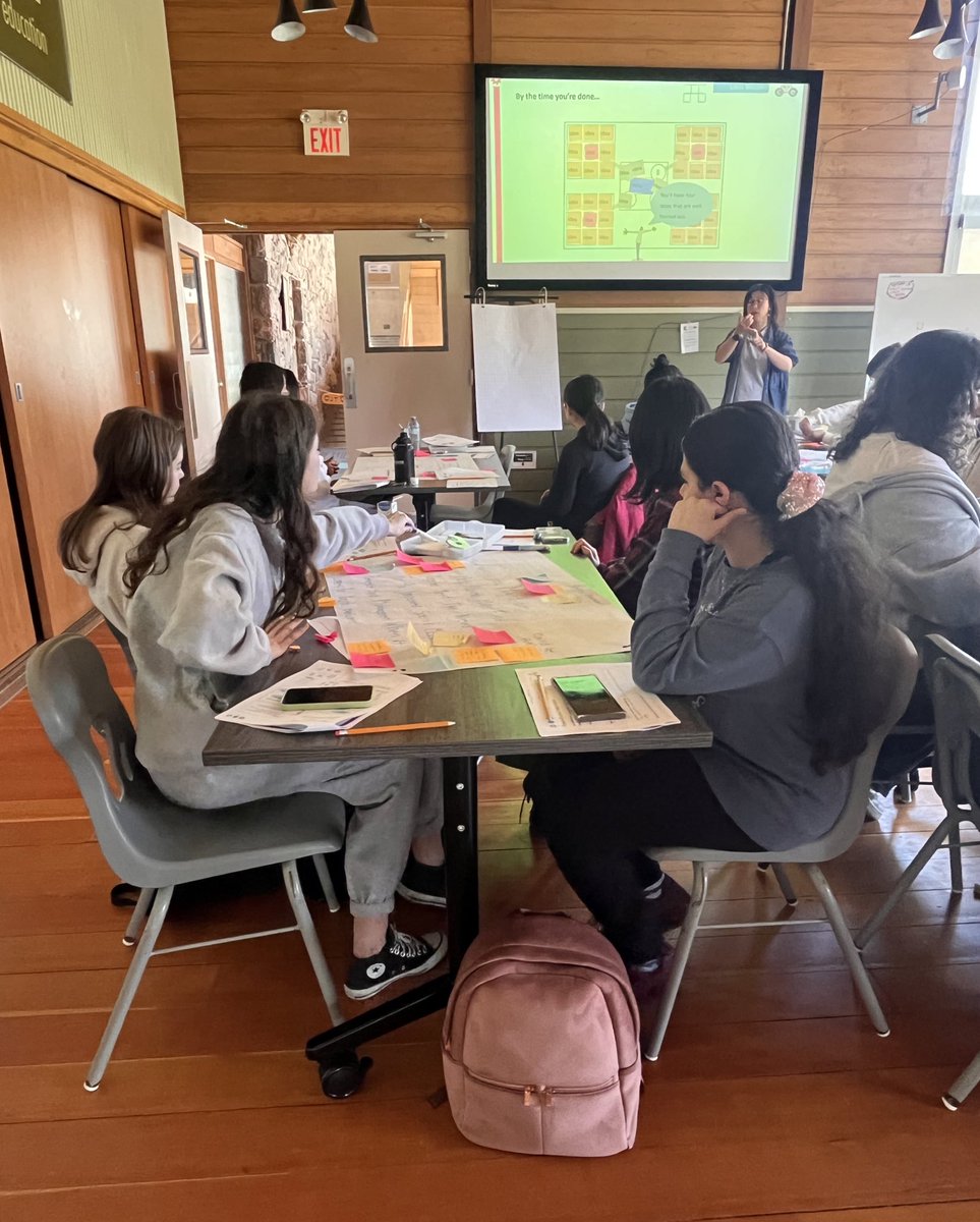 SHSM students receive their I.C.E. certification and training today at @TRCA_HQ ~ Albion Hills Field Centre! @PathwaysYCDSB @CAD_ycdsb @YCDSB @ccarterchs @OLQWCA @FMMtweets @Kolbetweets @STLStudentGov @StRobertCHS