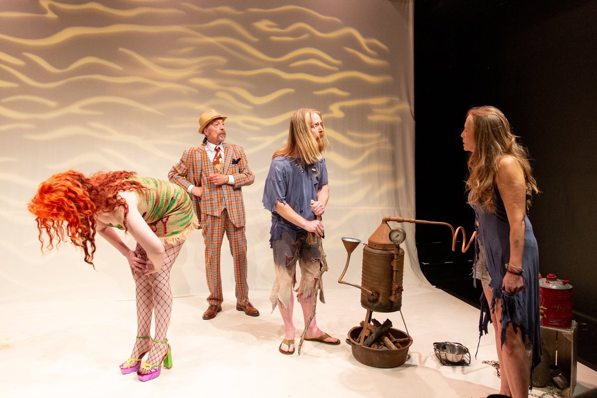 SCENATHEATRE's tweet photo. Could you survive if the economy & civilization collapsed? See how 4 misfits manipulate their way through it in The Last Drop now–May 12 @dcartscenter! Tickets: https://t.co/A5E5P5ykgG Press pics by @jyiphoto.
#climateaction #dcentertainment #dcplays #environment #dmvarts #dc https://t.co/PavKNaBKX2