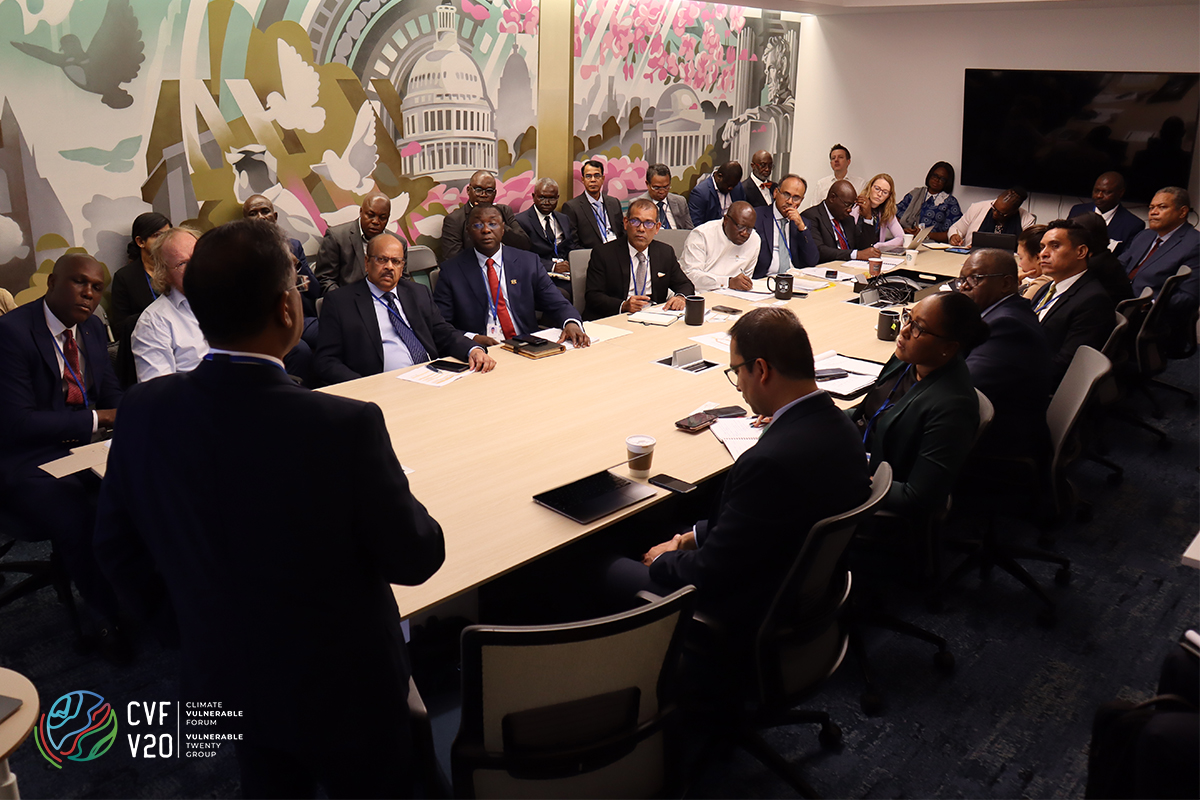 The inaugural V20 Finance Ministers Governors Working Group took place today on the sidelines of #IMFMeetings to discuss support packages needed by Central Banks to develop assistance for innovative financial instruments that will protect vulnerable groups from climate change.