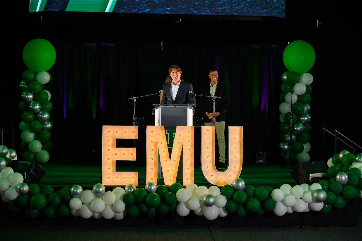 𝗚𝗲𝘁𝘁𝗶𝗻𝗴 𝗶𝘁 𝗱𝗼𝗻𝗲 𝗼𝗻 𝗮𝗻𝗱 𝗼𝗳𝗳 𝘁𝗵𝗲 𝗳𝗶𝗲𝗹𝗱! Evan Sines (@eesines2) was named EMU's Male Scholar-Athlete of the Year at the 2024 Ypsi Awards!👏 #EMUEagles | #HTR