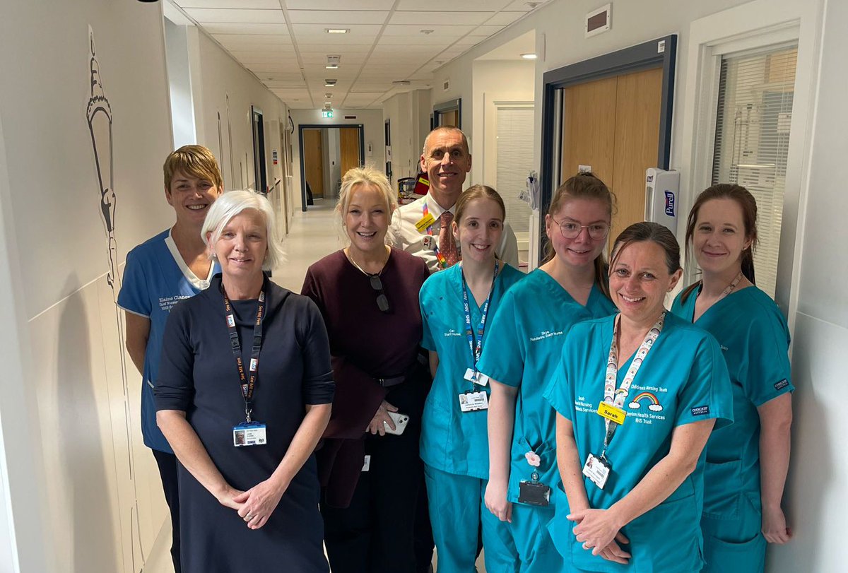 Today, we were delighted to welcomed Jane Clegg, Chief Nurse for NHS England 👩‍⚕️ She met with our senior nurses to discuss the good work we are doing, including how are driving improvements in patient safety. The tour ended in our lovely Rainbow Children's Unit. #TeamCroydon💙