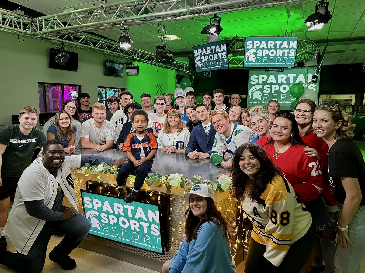 SSR_MSU's tweet photo. Our last Spartan Sports Report Show of the year is here! @MSU_Softball looks to bounce back, @MSU_MTennis faces the no. 1 team in the nation, and we have a recap of all the highlights of @MSU_Athletics sports this past year. Thank you for tuning in and following along this year and be sure to stay tuned on all of our social media channels as well as our articles on the Spartan Newsroom website. 

WATCH 🔗: https://t.co/gdbWCwmZM1