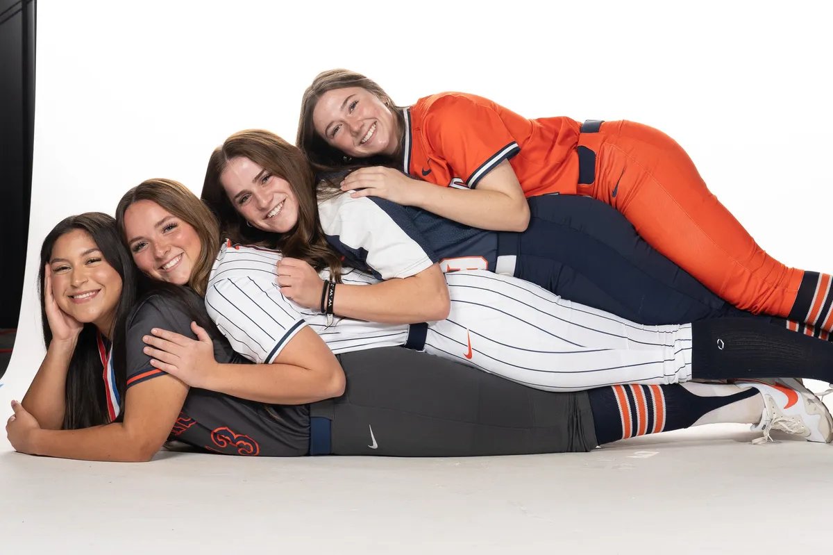 STACKING UP: VYPE's Updated Softball Rankings as playoffs approach As we enter the final week of the high school softball regular season, teams are preparing deep postseason runs. Here are the rankings for 6A, 5A, & Private School! READ:vype.com/Texas/Houston/…