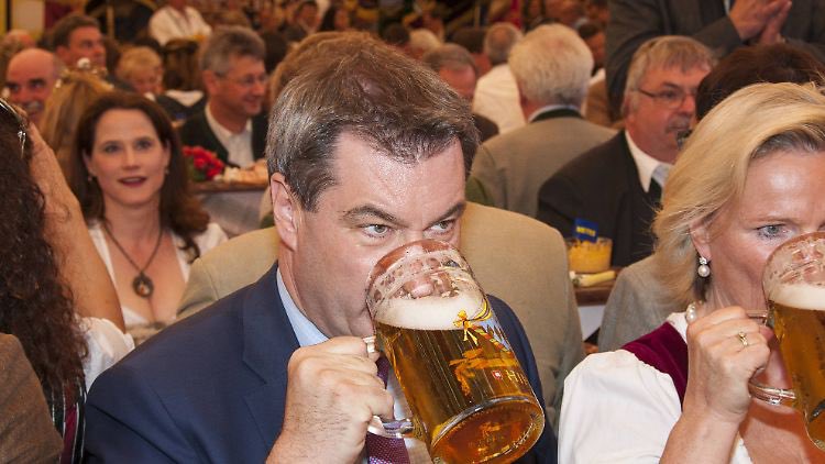 zTyler_27's tweet photo. @Markus_Soeder Darauf erstmal n Bierchen https://t.co/eelbVS3VDx