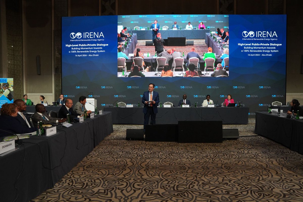 Interesting interventions by stakeholders from government to civil society &amp; industry leaders at the #IRENA14A public private roundtable.

While #3xRenewables gives us a significant milestone for 2030, today’s debate is building momentum towards 100% #renewables.