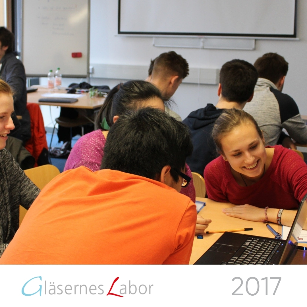 25 Jahre @glaeserneslabor - 25 Jahre #Schülerlabor. 2017: Schüler:innen von Schulen des nationalen Excellence-Schulnetzwerks MINT-EC besuchten die erste MINT-Excellence-Akademie zur Systembiologie am @MDC_Berlin und im Gläsernen Labor. @LeibnizFMP #ezag #glaserneslabor25