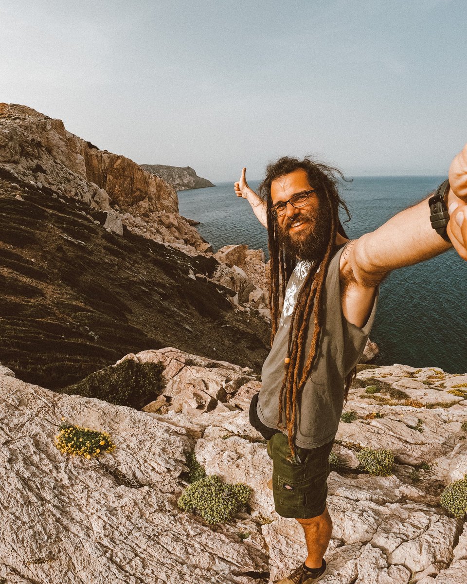 movingtheway's tweet photo. So good to be out!
.
.
#gooutandplay #freedomwithpeace #hiking
#bestspots #parkup #vanlifeparkups #dreadhead
#dreadlocks #dreadies #vanlifediaries https://t.co/39ywH43kzD