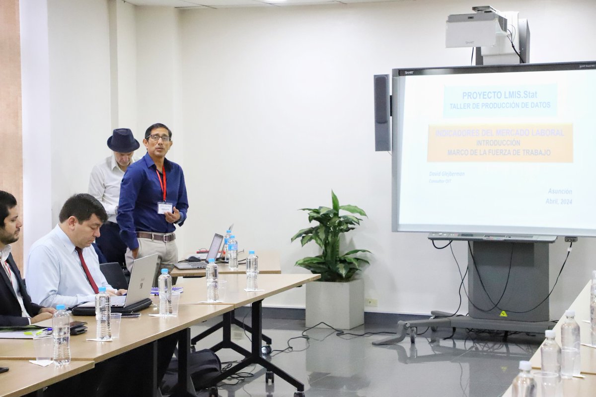 MTESS_PY's tweet image. #SIMEL | Lideramos el primer taller de #ProducciónDeDatos destinado a desarrollar el Sistema de Información sobre el Mercado Laboral #SIMEL. Dicho evento congrega a expertos de diversas instituciones públicas, quienes se reunirán desde hoy hasta el jueves en la sede del