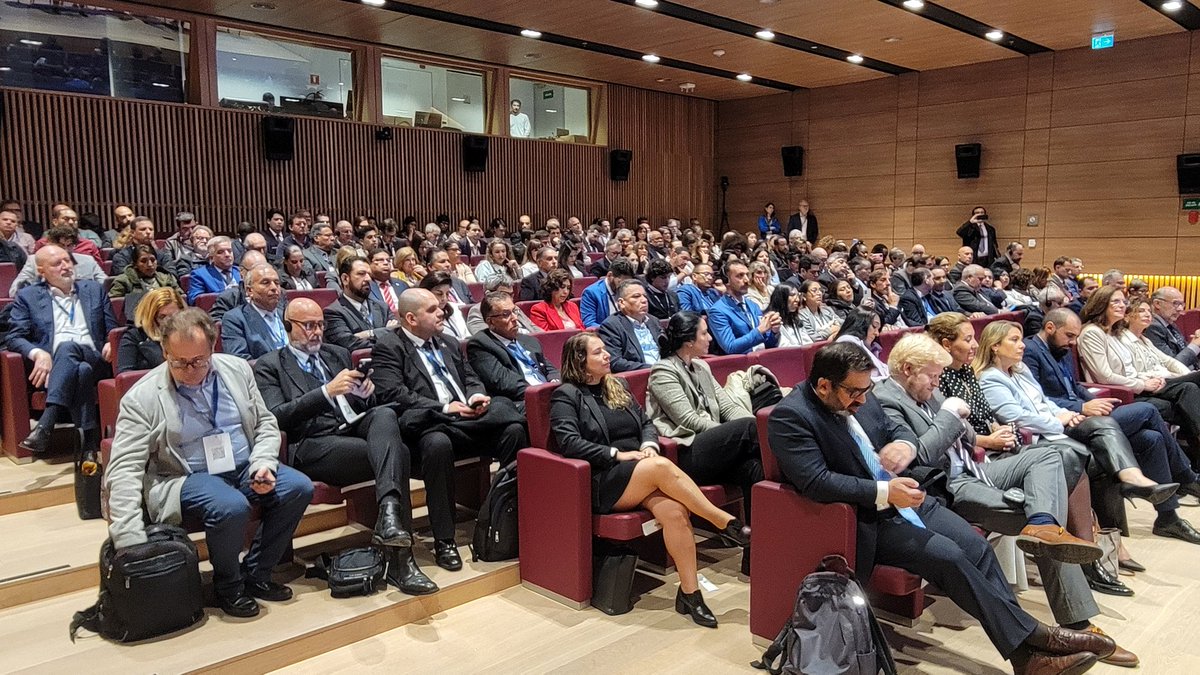 @UEmbUy participó en la apertura del VIII Foro PYMEs Ítalia - América Latino, organizado por la @iila_org en colaboración con el @MIEM_Uruguay y la @AgendaCAF. El Embajador destacó que las PYMEs juegan un papel fundamental en las economías de la Unión Europea y de América Latina.