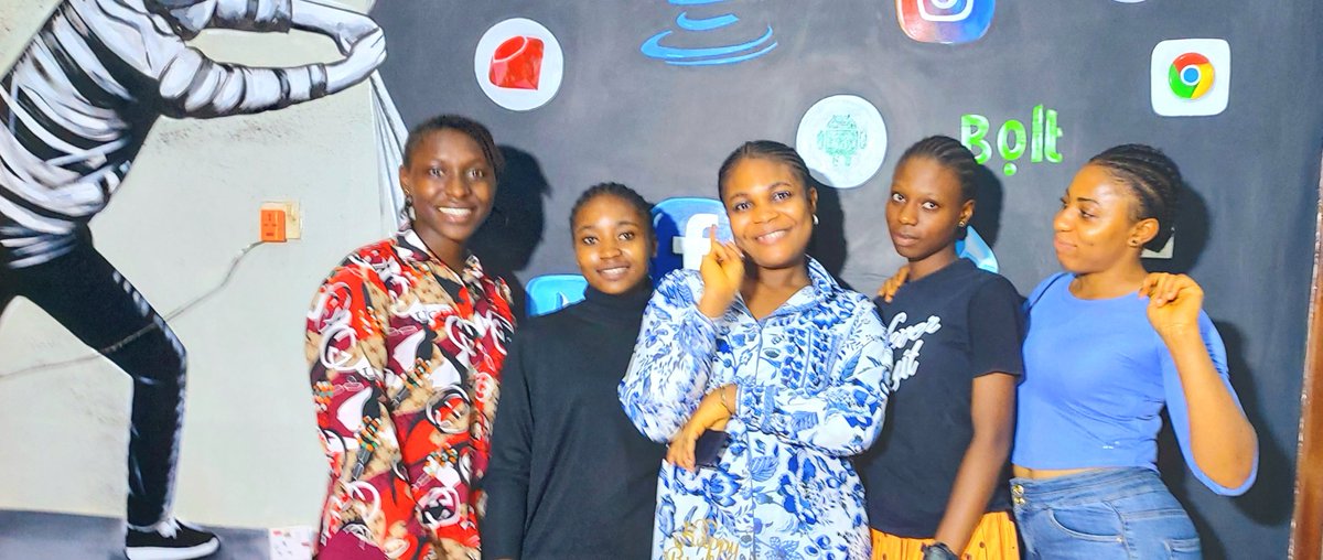 ICEHub_Africa's tweet photo. "Empower a woman with tech skills, and you empower a nation".

Let's invest in women's education and create a world where our women can thrive.

#womenintech #icehub #nnewi #Anambra #TECH4ALL #EmpowerWomen #TechForChange #SheCode https://t.co/h2m0VLAVPr