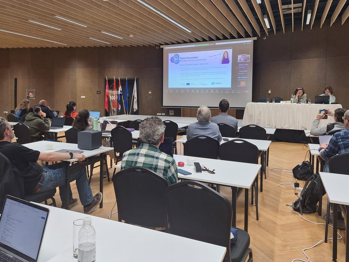 Manuela Coci from <a href="/CnrIrbim/">IRBIM CNR</a> and ParAqua virtual grant winner <a href="/elenapanariell0/">Elena Panariello</a> on "<a href="/MicrobEco/">MicrobEco</a>: enhancing the communication on your past activities for a more impactful future of the ParAqua network" at our #ZoosporicParasites and #AlgalBiotech ParAqua #COST Conference in Dubrovnik