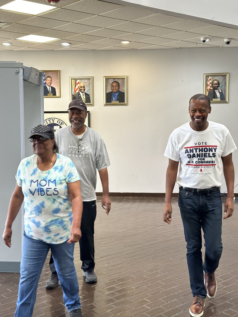 AnthonyDaniels's tweet photo. Was thrilled to be able to meet some of the great people of Tuskegee, Alabama today. From the District 3 Fire Department to the Tuskegee National Guard Armory to the Tuskegee Municipal Complex, it is great seeing everyone out and ready to put in their vote for #AD4AL. https://t.co/eAT0tx4D1O