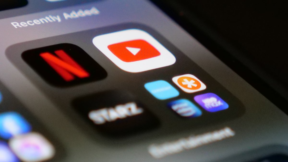 YouTube has taken a drastic step in its war on ad blockers trib.al/nTDzRhz