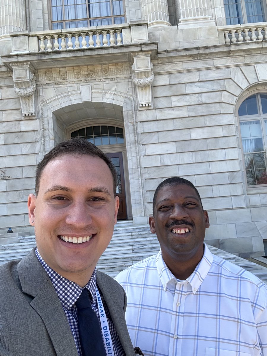 Blake Warner & Lauren Clark, Tarjan Center, Wesley Witherspoon, USC UCEDD, & Kely Heung, UC-Davis MIND Inst. attended the Disability Policy Seminar in D.C. They learned about federal advocacy & met with legislators to inform them on the Autism CARES Act & disability legislation.