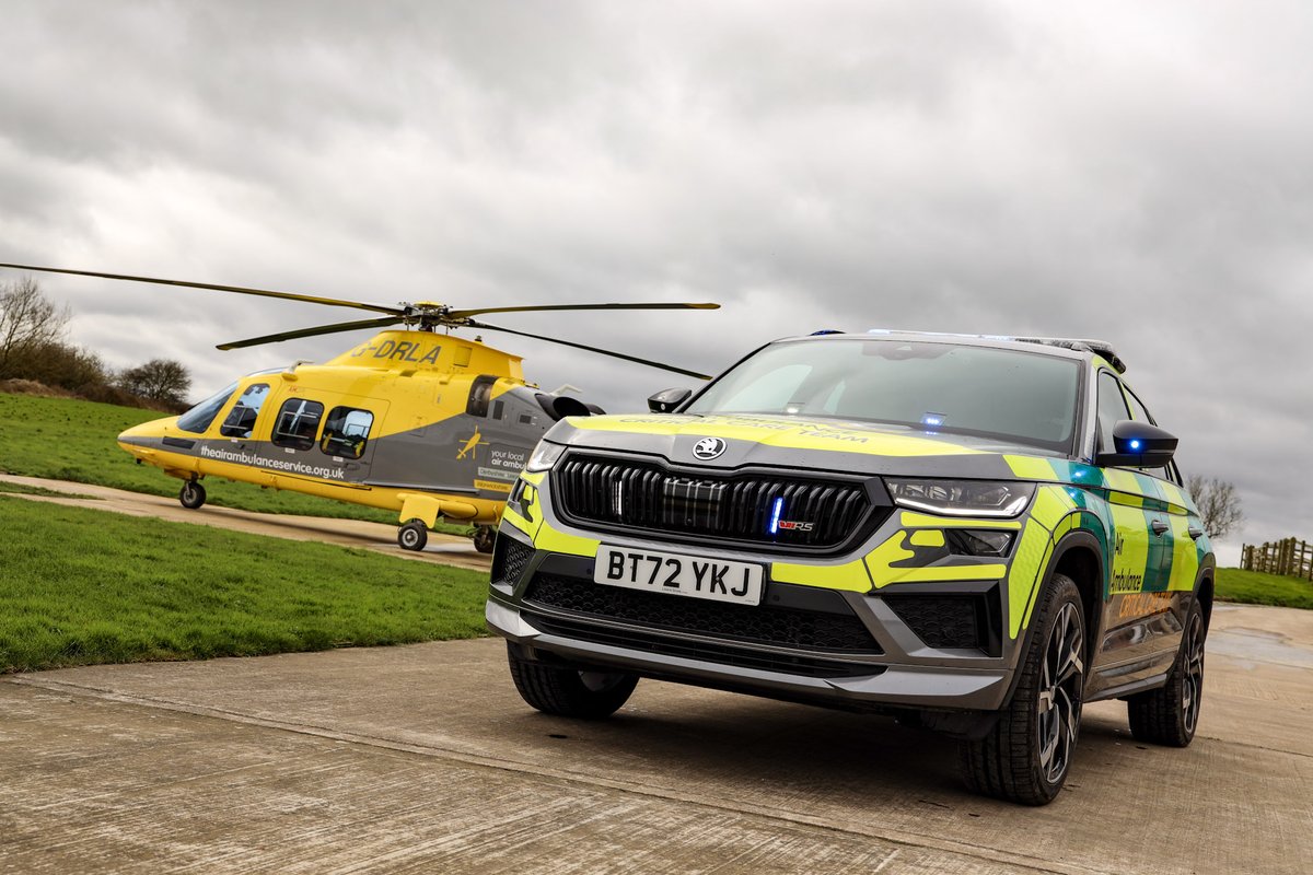 12.04.2024 #airambulance #leicestershire Medic54 were tasked to a cardiac arrest at 06:59 and were on scene at 07:26. Working alongside EMAS, the crew treated a patient, before conveying them to hospital by land.