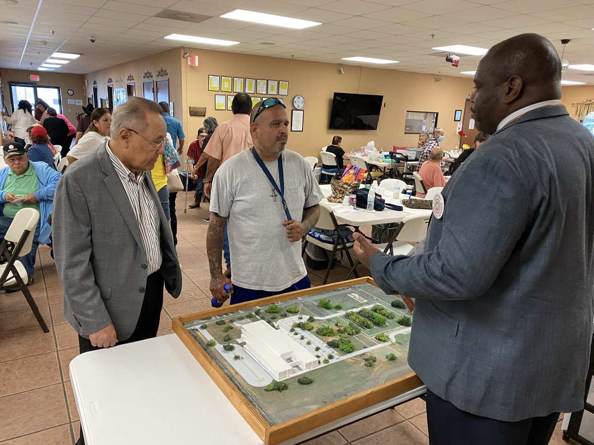 BeevilleISD's tweet image. Superintendent Travis Fanning made a stop at La Amistad to discuss #Bond24. 

#BEEtheKICK #BEEInformed #GoTrojans