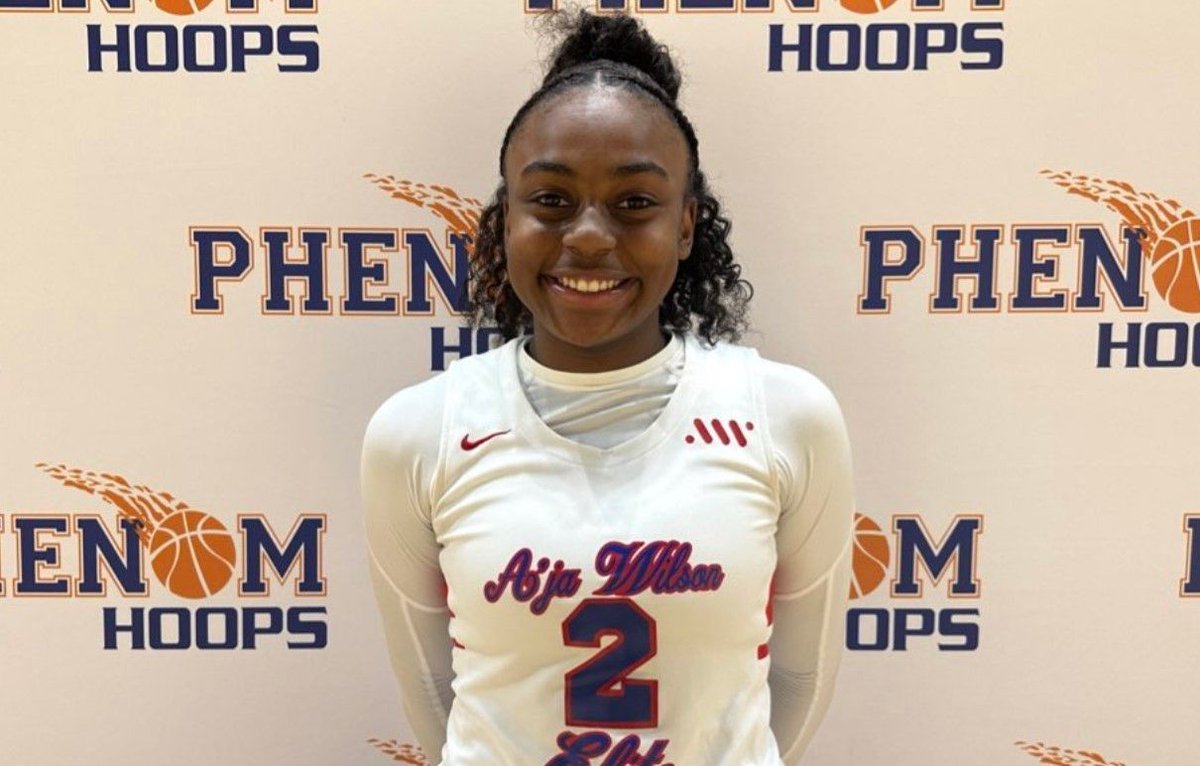 2025 Lauren Jacobs (Palmetto 76ers A’ja Wilson) proving to be special #PhenomLadyRumble @Coach_Rick57 @colbylewis20 @POBScout @JeffreyBendel_ @Phenom_Hoops @ty1ewis @LaurenJacobs25 @palmetto76erawe Read: phenomhoopreport.com/2025-lauren-ja… Check out #LadyPhenom: phenomhoopreport.com/lady-phenom-ho…