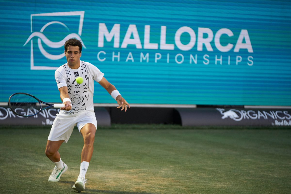 FTIB_tennis's tweet photo. 🏡 JAUME MUNAR JUGARÁ EN CASA‼️

🌱 Otro motivo más para no perderse el Mallorca Championships

🎾 Cuarta edición presentada hoy con muchas novedades

📆 Del 22 al 29 de junio
🏟️ Mallorca Country Club
🇪🇸 Santa Ponça (Calvià) 

📸 @MallorcaChamps https://t.co/xPRoZPs8vC