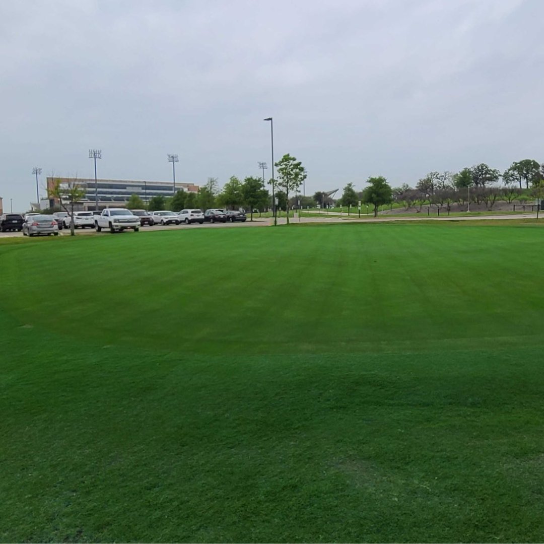 Our friends at @SFSturf_pros have recently shown great success in their green-up using Harrell'sMAX 12-0-0. The field looks amazing!

Thank you for sharing and allowing us to be your #partnerforsuccess 🟢

#fertilizer #harrells #growingabetterworld #greenup#sportsfield