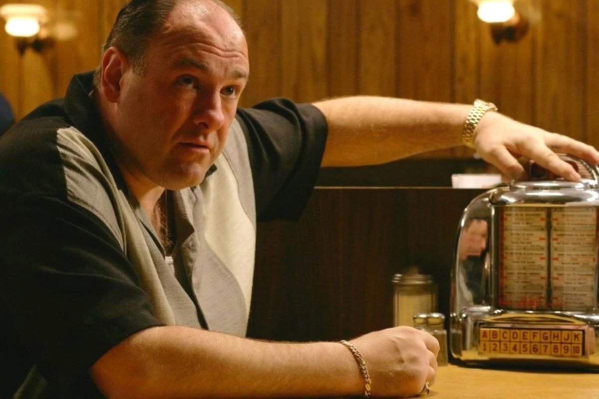 A newly discovered video brings Tony Soprano back to life — but we have questions.

@sepinwall writes: rollingstone.com/tv-movies/tv-m…