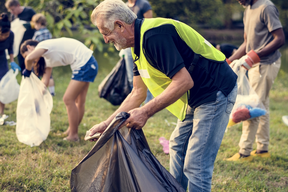 #NationalVolunteerWeek recognizes #volunteers who do important work in their communities and bring great value to those they serve in the #AgingNetwork. Find ways to honor the volunteers at your organization with our National Volunteer Week Toolkit! engagingolderadults.org/national-volun…