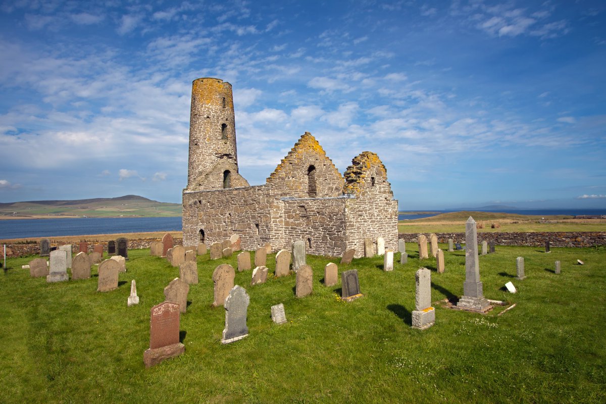 The round bell tower at this 12th century kirk originally stood at least four metres higher and acted as a magnificent beacon for pilgrims. Is there a church building you'd travel far and wide to visit? ⛪ St Magnus Kirk, @HistEnvScot 📷 Heartland Arts #OrkneyDay