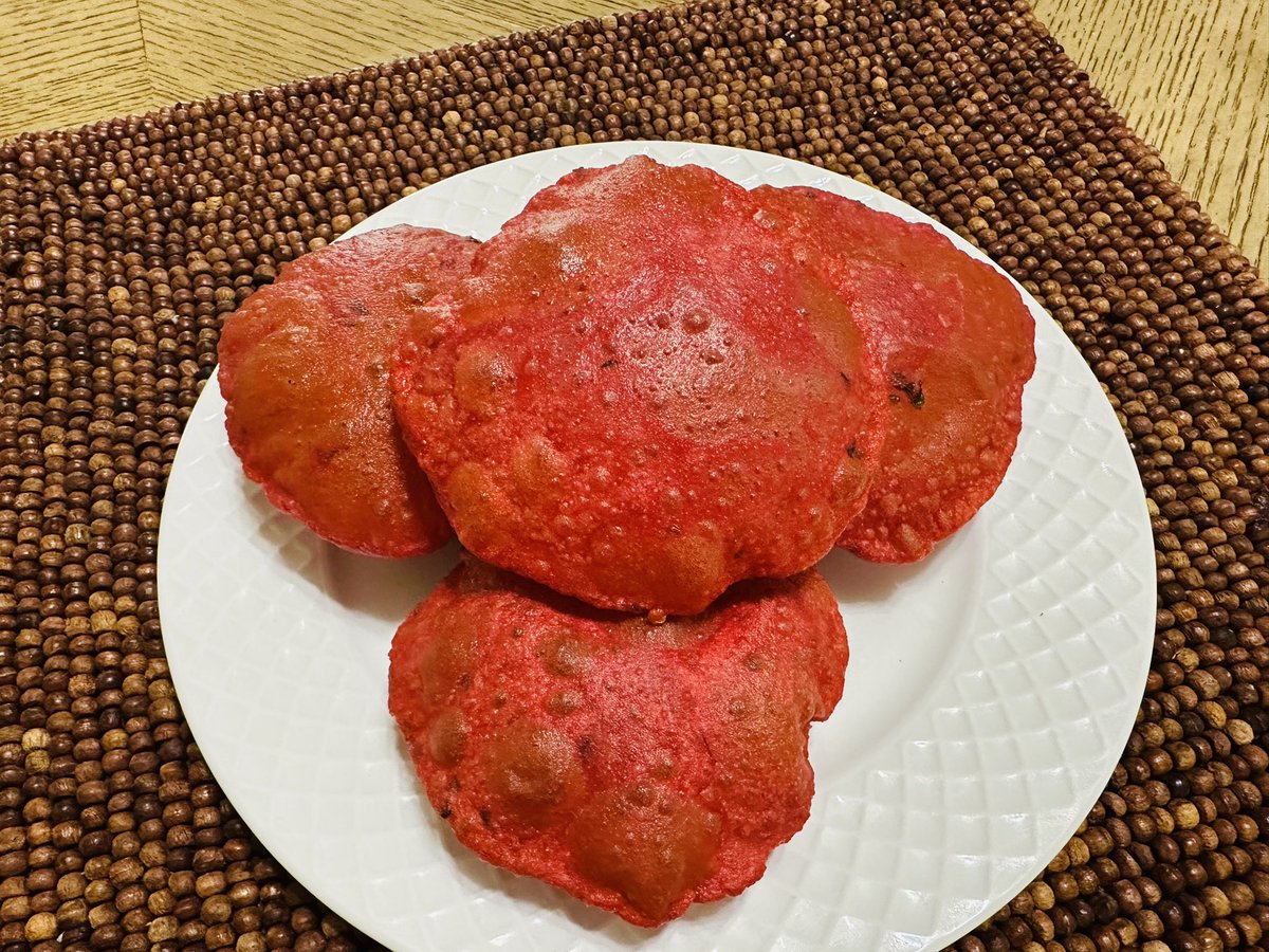 The_Ehsaas's tweet photo. Beetroot puri and Bedmi
Please enjoy 😊
#halwa #beetrootpuri #puri #bedmi
#lovelive #themasters #Trending #reelsinstagram #VideoViral #Tuesday #एहसास_ए_दीपा #ashtmipujan #navratri https://t.co/XV52wKJrS0