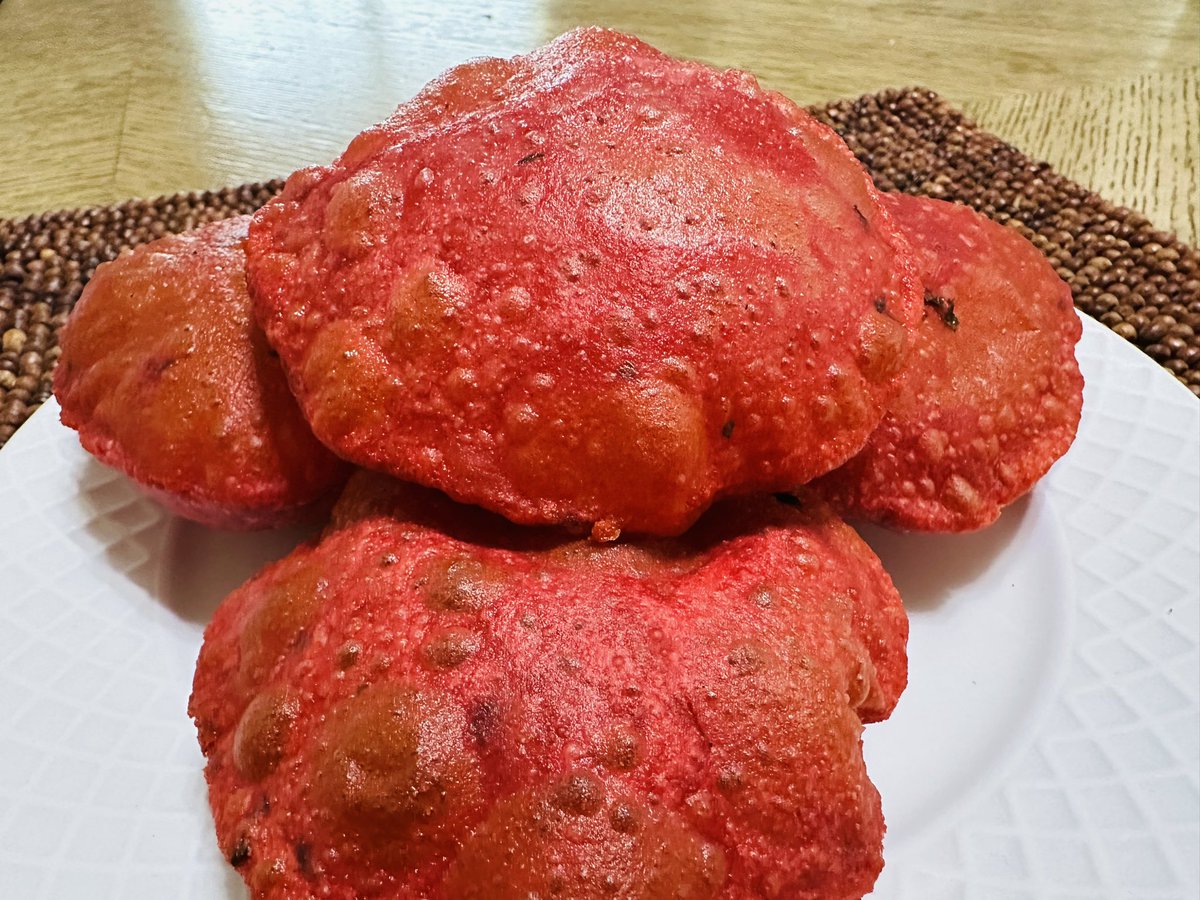 The_Ehsaas's tweet photo. Beetroot puri and Bedmi
Please enjoy 😊
#halwa #beetrootpuri #puri #bedmi
#lovelive #themasters #Trending #reelsinstagram #VideoViral #Tuesday #एहसास_ए_दीपा #ashtmipujan #navratri https://t.co/XV52wKJrS0