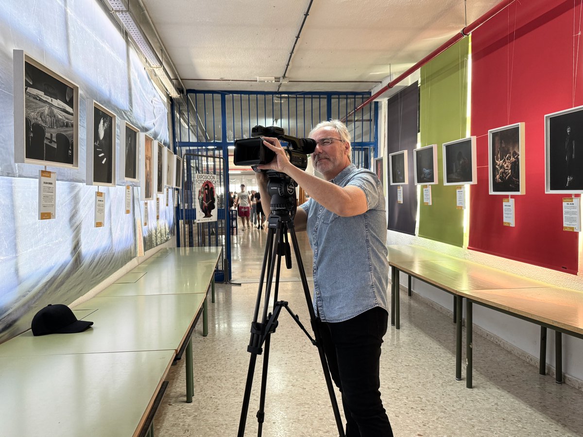 IES La Madraza (@madrazala) on Twitter photo Hoy nos ha visitado @canalsurradiotv para grabar imágenes de nuestra exposición nacional <a href="/29miradas/">29 miradas</a>, que podrá visitarse hasta el 30 de abril. canalsurmas.es/videos/137289-… Hoy nos ha visitado @canalsurradiotv para grabar imágenes de nuestra exposición nacional <a href="/29miradas/">29 miradas</a>, que podrá visitarse hasta el 30 de abril. canalsurmas.es/videos/137289-…
