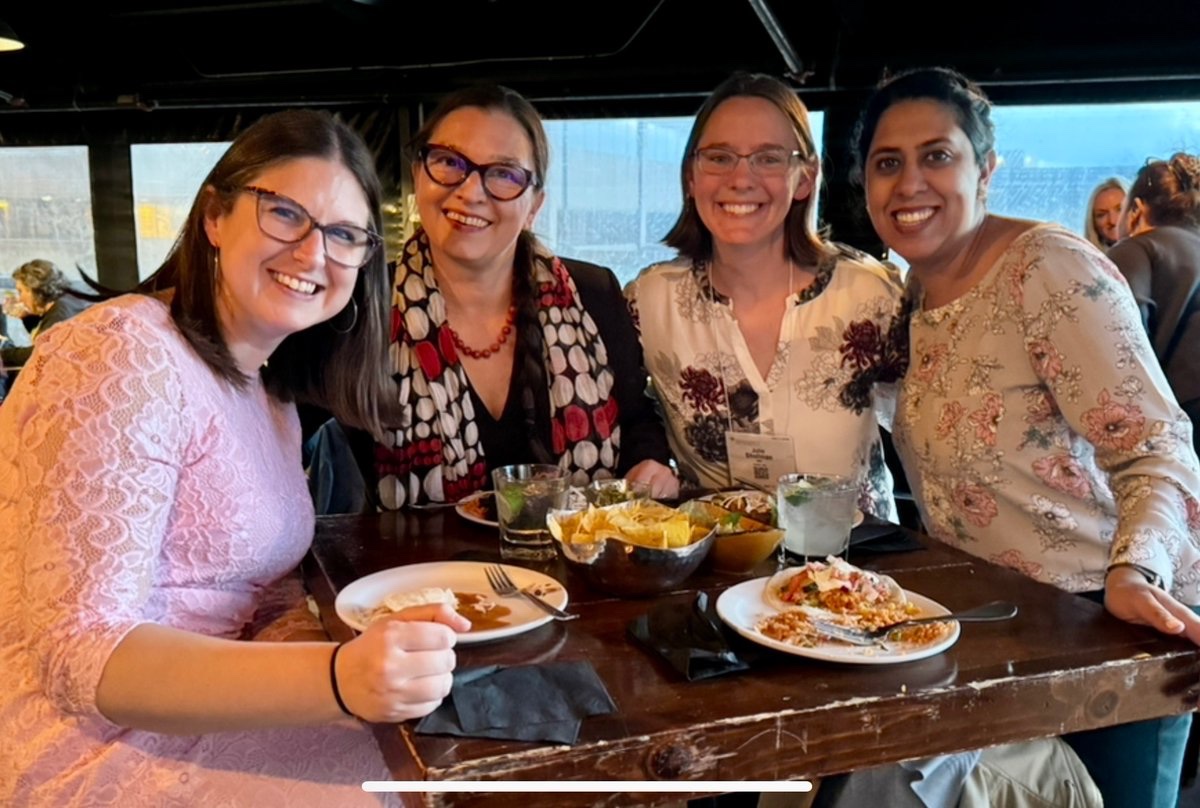 Appreciate the opportunity to join the trailblazing #women in #Neuroscience #Neurology and talk about menopause in neurovascular disorders #AANAM with @WNGtweets @rashmihalker @WomensNeurology and see a lot of friends @melissarayhill @bmcneurology @DGreenLaRocheMD