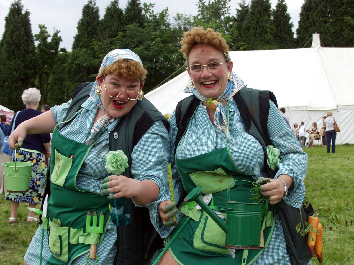 northyorksc's tweet image. A free three-day festival is taking place in #Scarborough to bring more visitors to the #NorthYorkshire coast.

Scarborough Streets will involve outdoor performances, events, workshops, murals and more on the Bank Holiday weekend, 4 to 6 May.

Read more at northyorks.gov.uk/news/2024/arts…