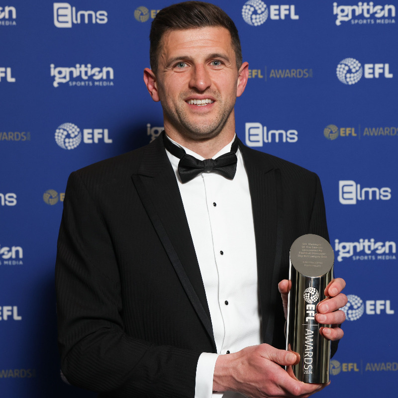 @tabuteauS @benshlrz @m_harriisss Whilst Kieran McKenna has taken home the Championship Manager of the Season, John Mousinho has picked up the League One Manager of the Season. @joshwrightt12__ on Mousinho's Portsmouth: breakingthelines.com/squad-analysis… @benshlrz on McKenna's Ipswich: breakingthelines.com/tactical-analy…