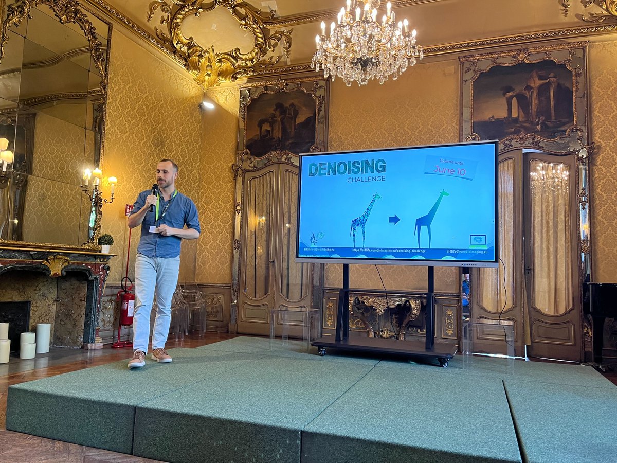 Tell me you are in Italy without telling me you are in Italy: workshop at a PALAZZO! Joran Deschamps presents AI4Life at the workshop on Health Data Platforms for AI-driven discovery organised by @EuroBioImaging