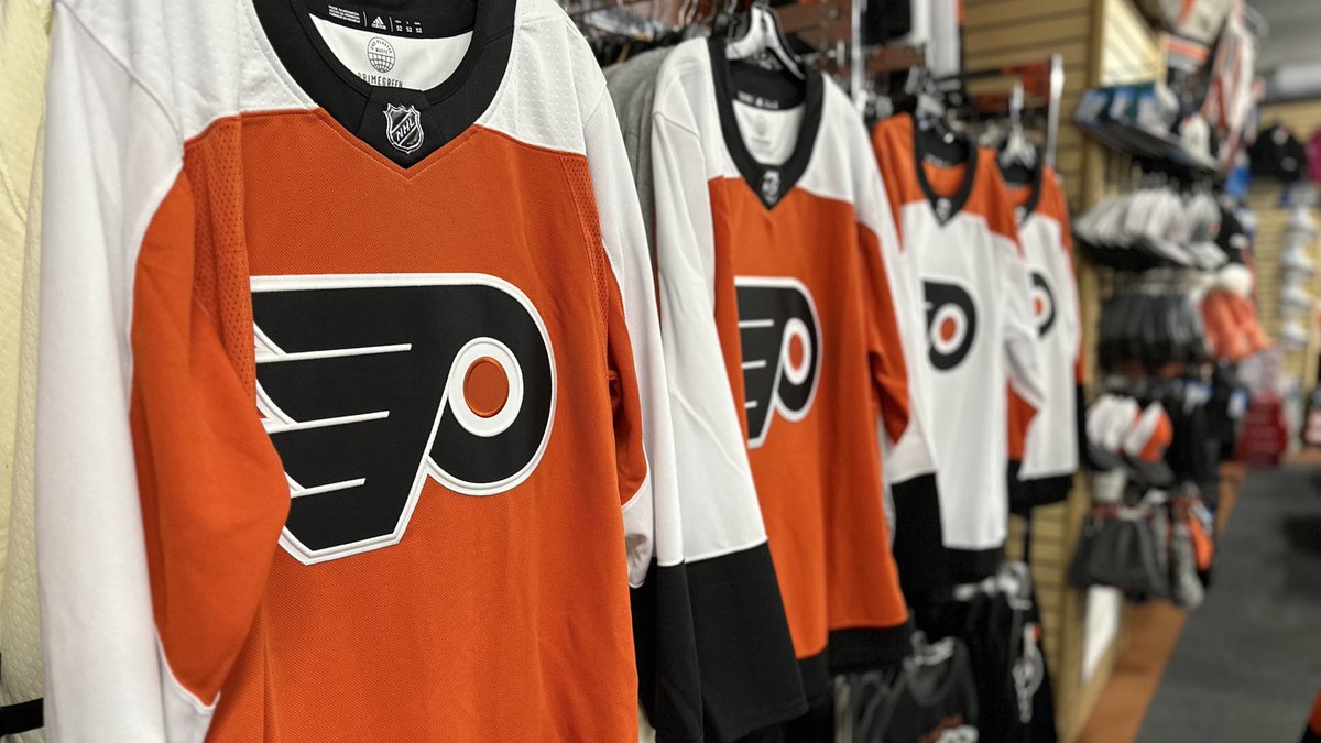 Looking to get a jersey customized? Get a full breakdown of our pricing, from patches to numbers, on our website! Learn more at: bit.ly/3xD9SJD